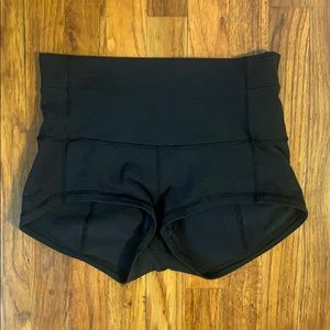 LULULEMON SHORTS yoga shorts